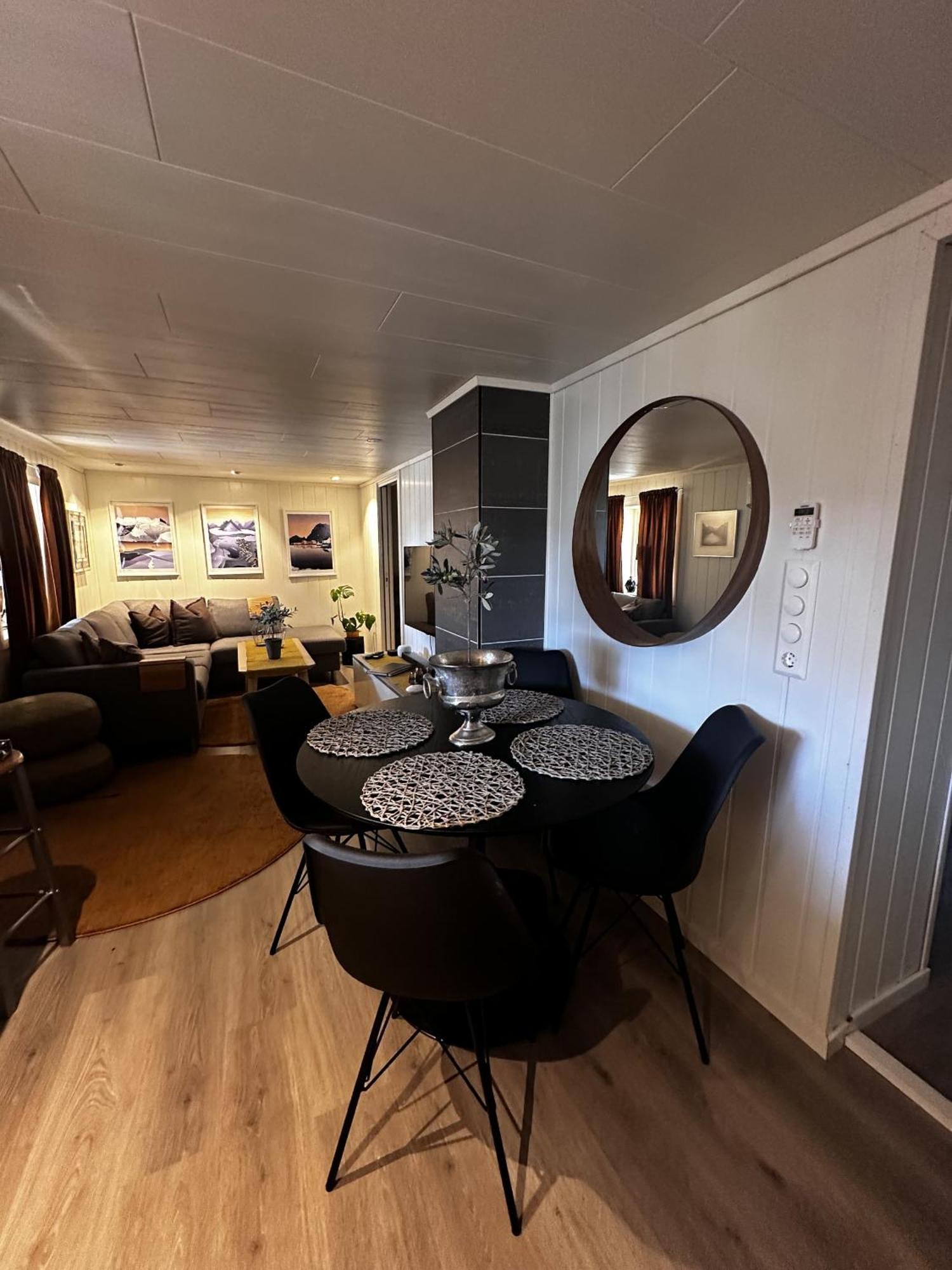 Kb Basement Apartment Sørvågen Extérieur photo